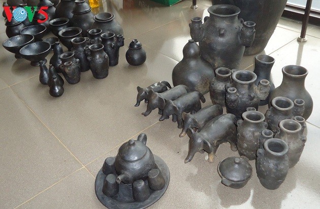 Dak Lak museum provides hand-on experiments with traditional handicraft - ảnh 3