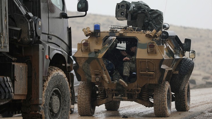 Turkey advances into Syrian Kurdish enclave - ảnh 1