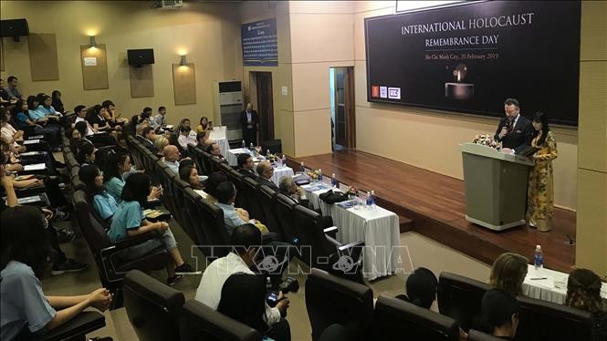Holocaust Remembrance Day held in Ho Chi Minh City - ảnh 1