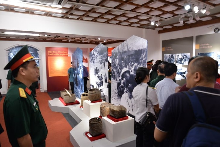 Hanoi exhibition honors militia forces of Dien Bien Phu campaign - ảnh 4
