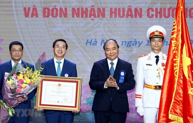 Prime Minister applauds cancer hospital's achievements - ảnh 1