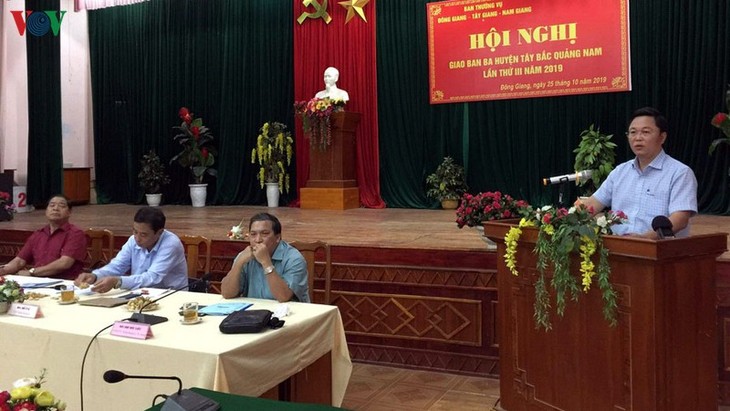 Mountain districts in Quang Nam province join forces to reduce poverty  - ảnh 2