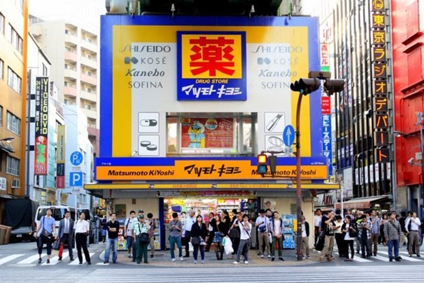 Japan’s cosmetics, drugstore chain to open first store in Vietnam - ảnh 1