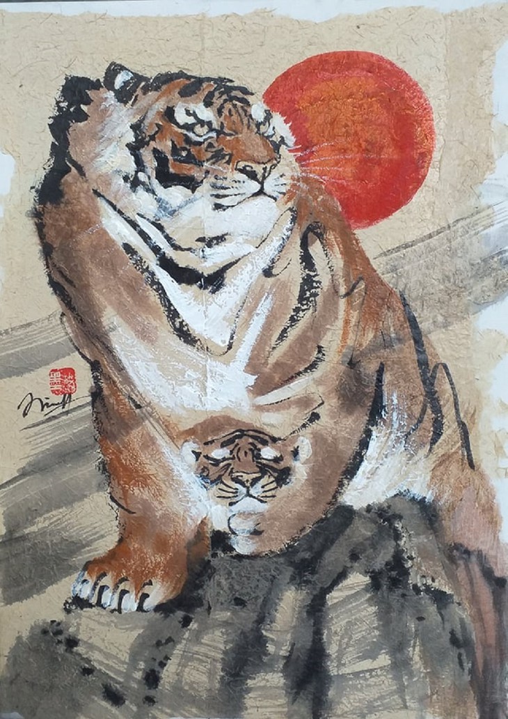 Lively paintings by Nguyen Doan Ninh to usher in Year of the Tiger - ảnh 4