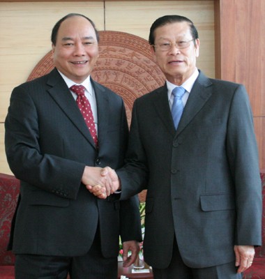 Vietnam und Laos verstärken die Wirtschaftszusammenarbeit - ảnh 1