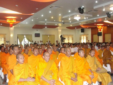 Treffen der Mönche und Würdenträger in der Provinz Bac Lieu - ảnh 1