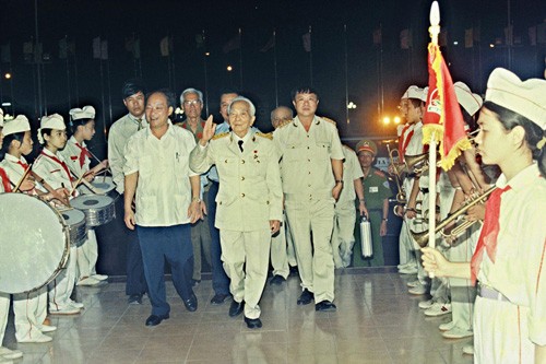 Bilder des berühmten Generals Vo Nguyen Giap - ảnh 12