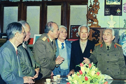 Bilder des berühmten Generals Vo Nguyen Giap - ảnh 5