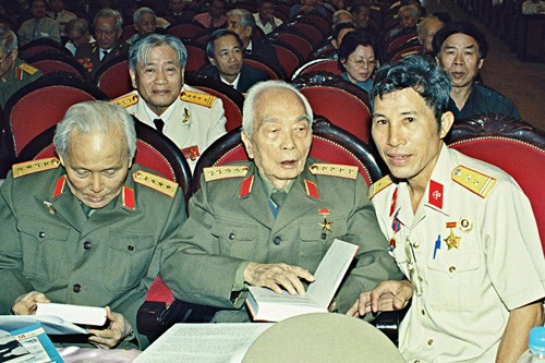 Bilder des berühmten Generals Vo Nguyen Giap - ảnh 6