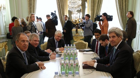 Russland, USA und EU wollen politische Krise in der Ukraine durch Dialoge lösen - ảnh 1