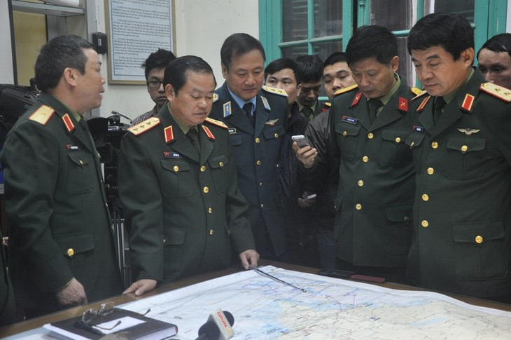 Vietnam setzt sich aktiv für die Suche nach dem vermissten malaysischen Flugzeug ein - ảnh 1