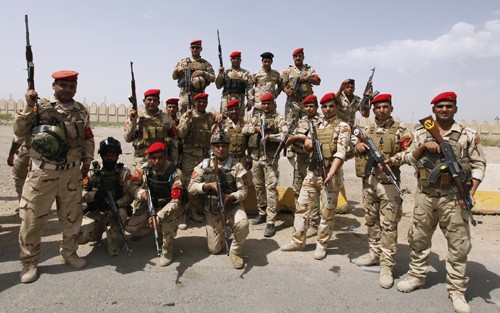 Irakische Armee gewinnt die Kontrollmacht über die größte Raffinerie zurück - ảnh 1