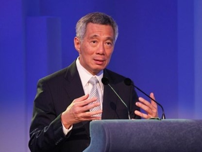 Singapurs Ministerpräsident schätzt die internationalen Gesetze bei Lösung der Fragen im Ostmeer - ảnh 1