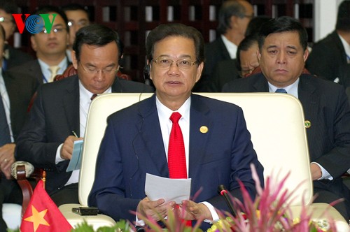 Premierminister Nguyen Tan Dung hielt Rede beim Gipfel des Dreiländerecks     - ảnh 1