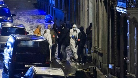 Belgien verstärkt Razzia gegen Terrorverdächtigen - ảnh 1