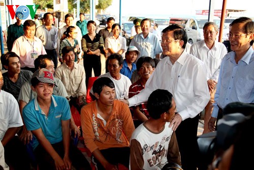 Staatspräsident Truong Tan Sang besucht Provinz Ninh Thuan - ảnh 1