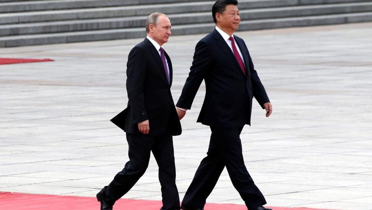 Russland und China schließen mehr als 30 Zusammenarbeitsabkommen ab - ảnh 1