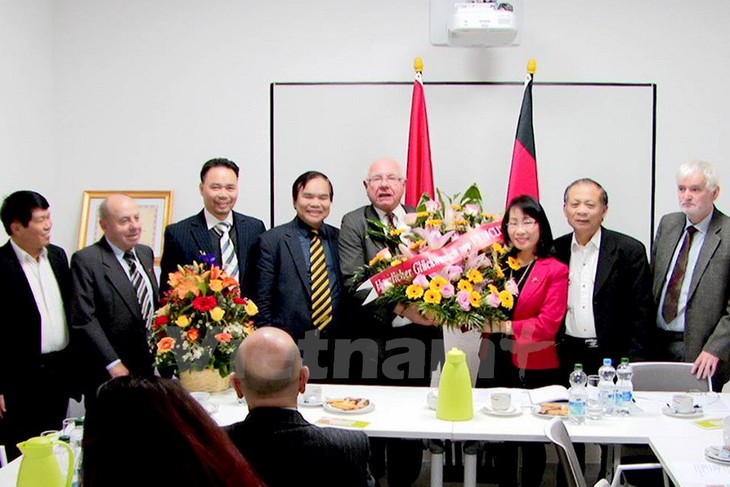 Deutsch-vietnamesische Gesellschaft verstärkt Beziehungen beider Länder - ảnh 1