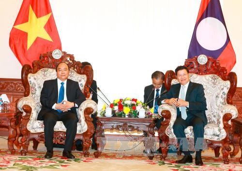 Treue Freundschaft zwischen Vietnam und Laos für mehr als halben Jahrhundert  - ảnh 1