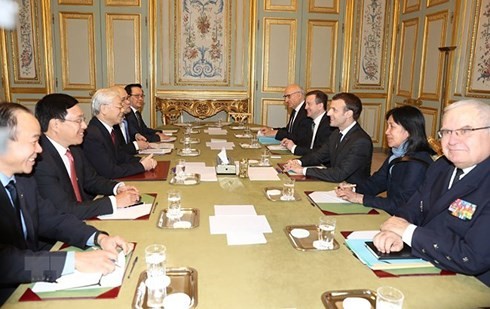 KPV-Generalsekretär Nguyen Phu Trong führt Gespräch mit französischem Präsidenten - ảnh 1