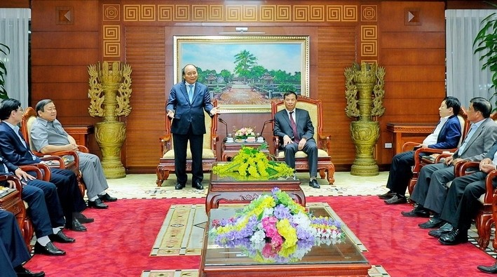 Premierminister Nguyen Xuan Phuc tagt mit Behörden der Provinz Hai Duong - ảnh 1