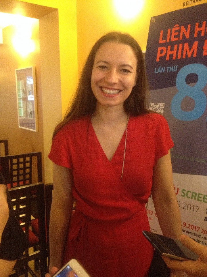 Treffen mit der Regisseurin des Films „24 Wochen” Anne Zohra Berrached in Vietnam - ảnh 1