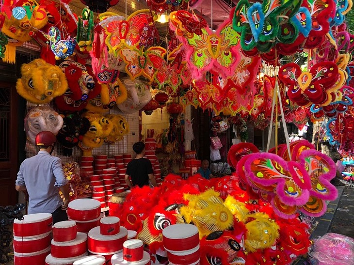 Mittherbstfest in der Altstadt Hanoi - ảnh 1