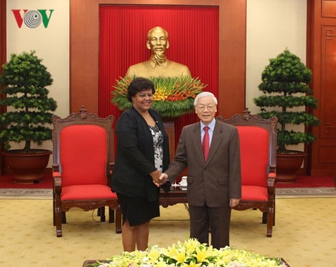 KPV-Generalsekretär Nguyen Phu Trong empfängt Delegation der KP Kubas - ảnh 1
