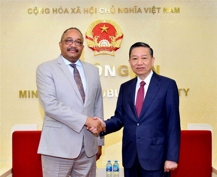 Vietnam und Angola verstärken Zusammenarbeit in Sicherheit - ảnh 1