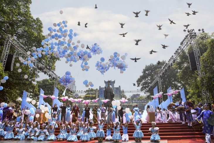 Hanoi feiert den 20. Jahrestag der Titelverleihung „Stadt für Frieden“ - ảnh 1