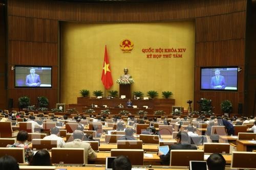Das Parlament verabschiedet den Beschluss zur Austeilung des Staatshaushalts 2020 - ảnh 1