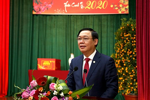 Vizepremierminister Vuong Dinh Hue: Finanzielle Ressourcen für Entwicklung mobilisieren - ảnh 1