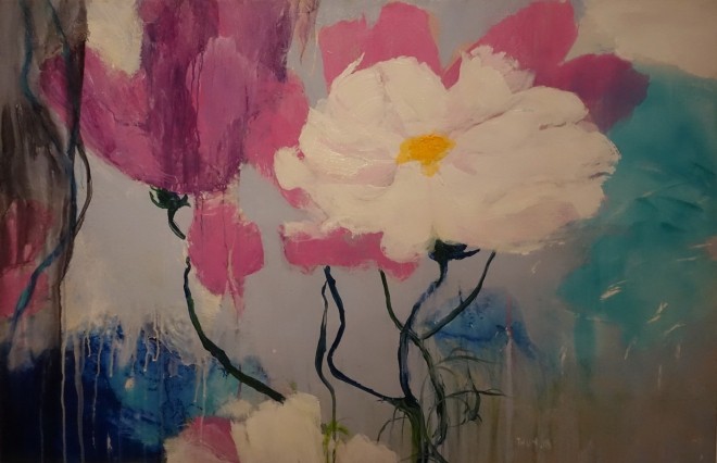 Ausstellung “Thuy“: Die undefinierten Blumen von Bui Thanh Thuy bewundern - ảnh 1