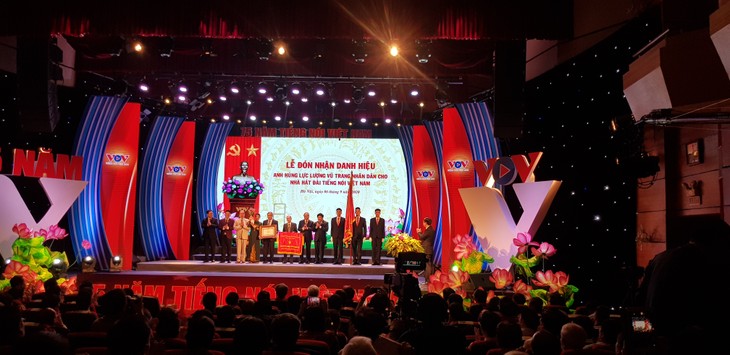 Staatlicher Radiosender “Die Stimme Vietnam” feiert den 75. Gründungstag - ảnh 1