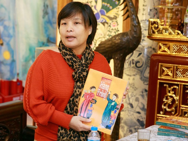 Präsentation des Buchs über die folkloristischen Hang Trong-Bilder - ảnh 1