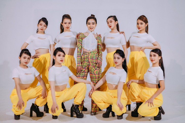Sängerin Ha Myo will der Volksmusik und Jugendlichen näherbringen - ảnh 1