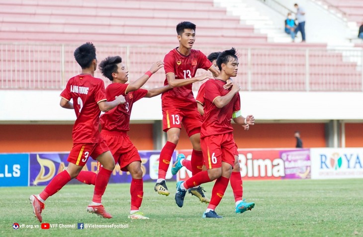 Sieg gegen Thailand: Bonus von 12.500 Euro für vietnamesische U16-Fußballmannschaft  - ảnh 1
