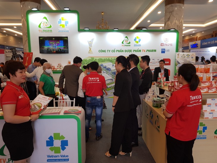 30 Länder und Regionen beteiligen sich an Pharmamesse in Hanoi - ảnh 1