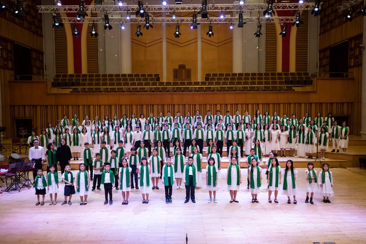 Gio Xanh-Chor veranstaltet Konzert „Kreislauf des Grüns“ - ảnh 1