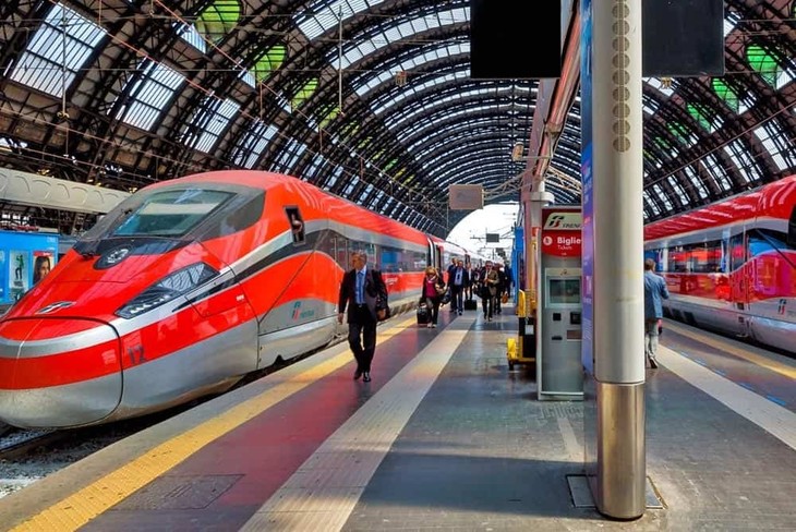 Zusammenarbeit in Vietnam: Reiseunternehmen stellt Bahntickets und -pässe für Reisen in Europa bereit - ảnh 1