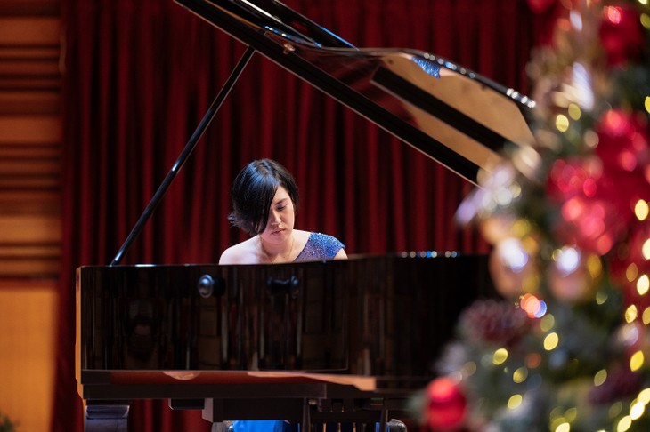 Klavierabend mit der deutsch-koreanischen Pianistin Caroline Fischer in Hanoi - ảnh 1