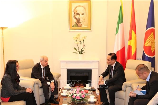 Italien und Vatikan verstärken Beziehungen zu Vietnam - ảnh 1