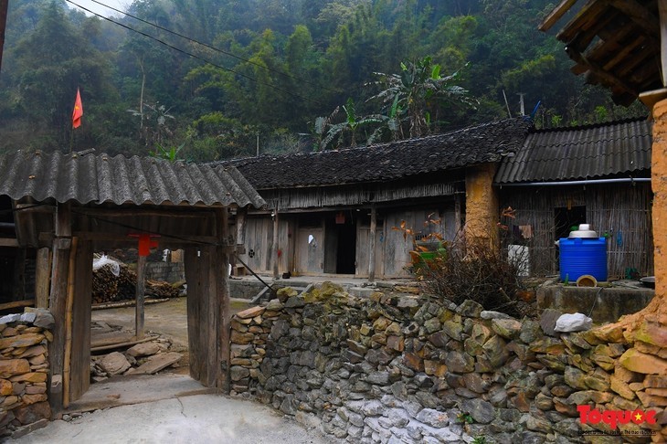 Die märchenhaft schönen Dörfer in Ha Giang - ảnh 2
