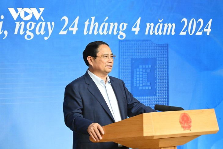 Premierminister Pham Minh Chinh leitet Sitzung über Entwicklung von Arbeitskräften für Halbleiterindustrie - ảnh 1