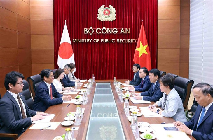 Polizeiminister Luong Tam Quang empfängt Botschafter aus USA und Japan  - ảnh 1