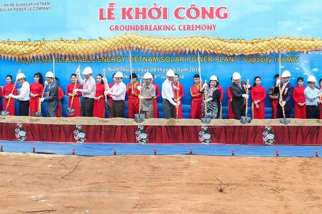 Vietnam’s biggest solar power plant built in Ninh Thuan - ảnh 1