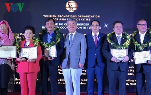 Hanoi, HCM city receive TOP’s Best Marketing Campaign Award - ảnh 1