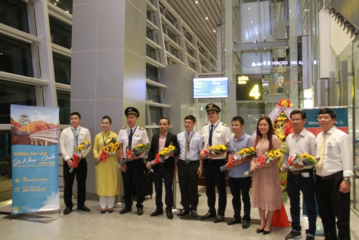 Vietnam Airlines launches Da Nang-Osaka direct flight  - ảnh 1