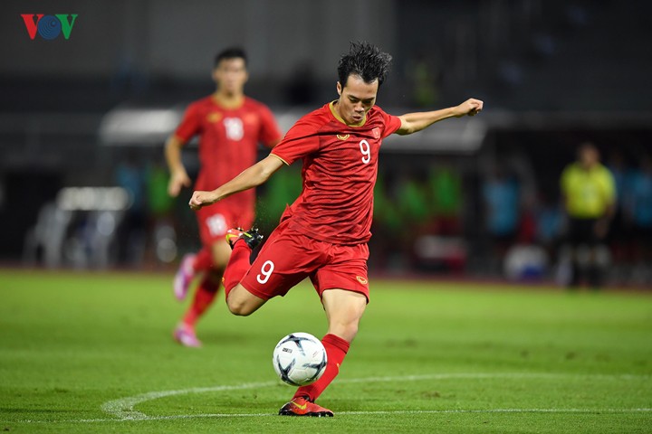 World Cup 2022: Vietnam draw Thailand in goalless qualifier - ảnh 7