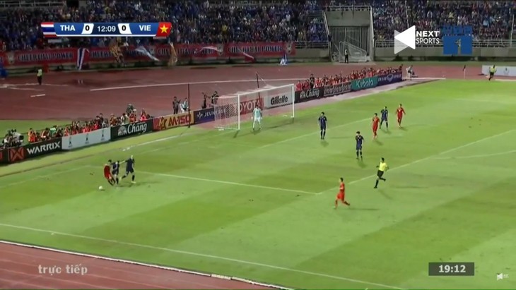 World Cup 2022: Vietnam draw Thailand in goalless qualifier - ảnh 8